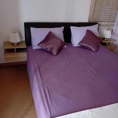 Apatmani Peternel Apartment วีร์ ภายนอก รูปภาพ