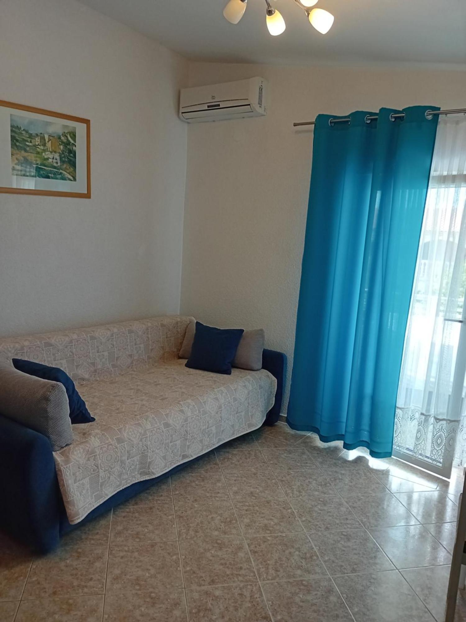 Apatmani Peternel Apartment วีร์ ภายนอก รูปภาพ