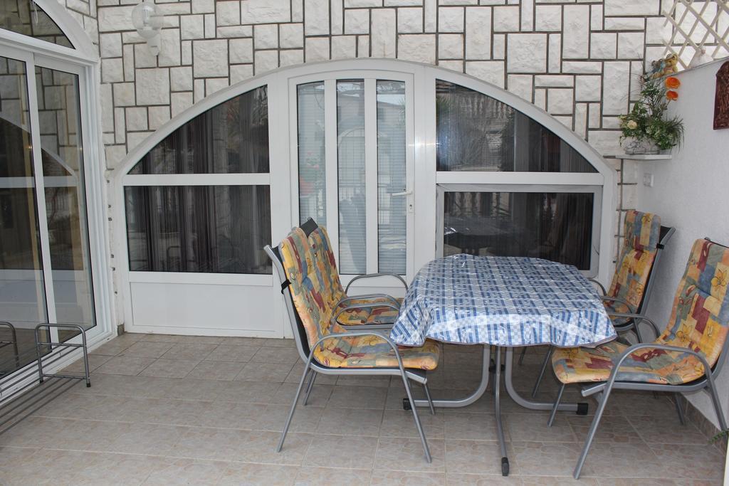 Apatmani Peternel Apartment วีร์ ภายนอก รูปภาพ